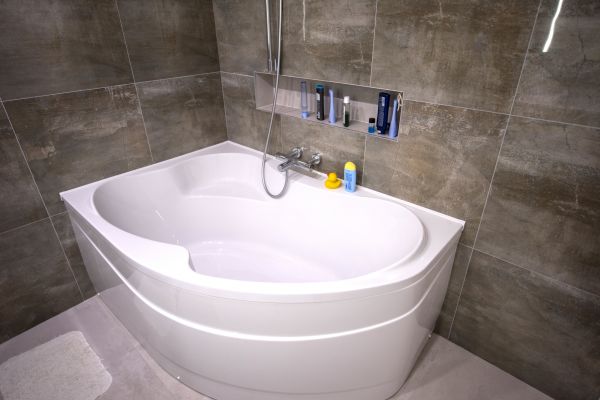 Large Bathtub Installation in Park City